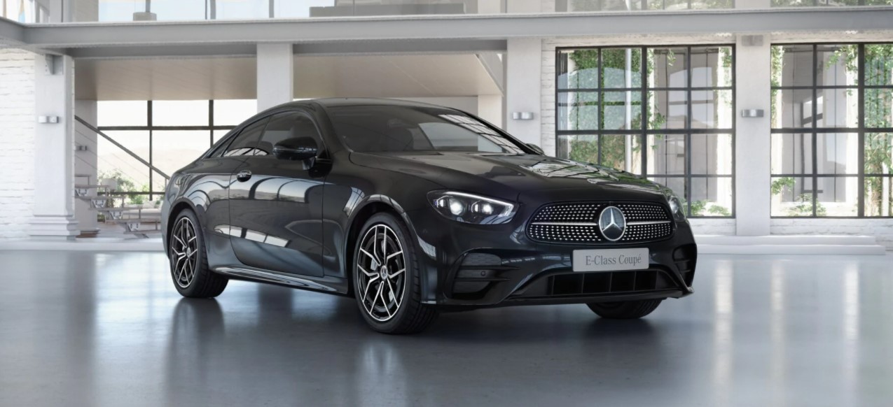 MERCEDES TŘÍDY E COUPÉ 220d 4MATIC AMG | nový facelift | novinka 2020 | nové auto | objednání online